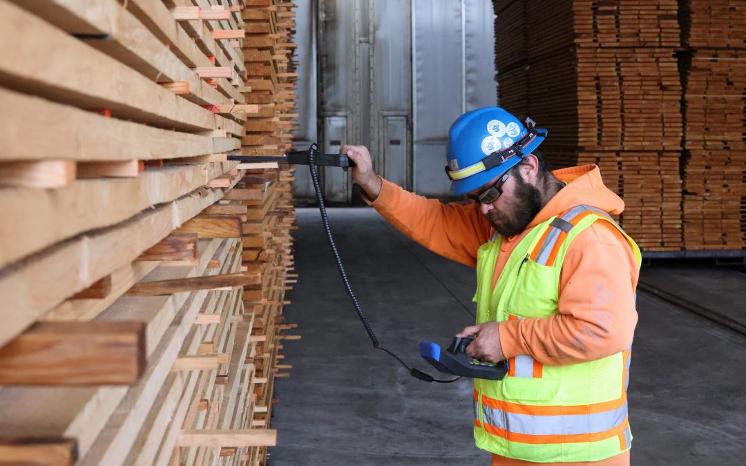 Wagner Introduces L5300 Hand-Held Industrial Moisture Meter